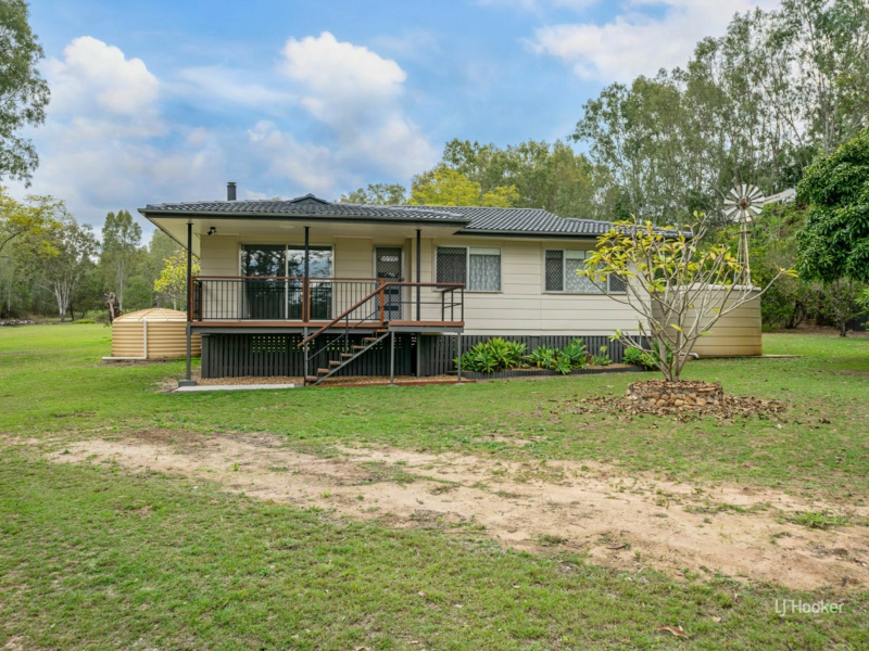 153 Pine Crescent, Esk, Esk