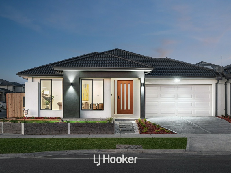 21 Crescendo Boulevard, Clyde, Clyde