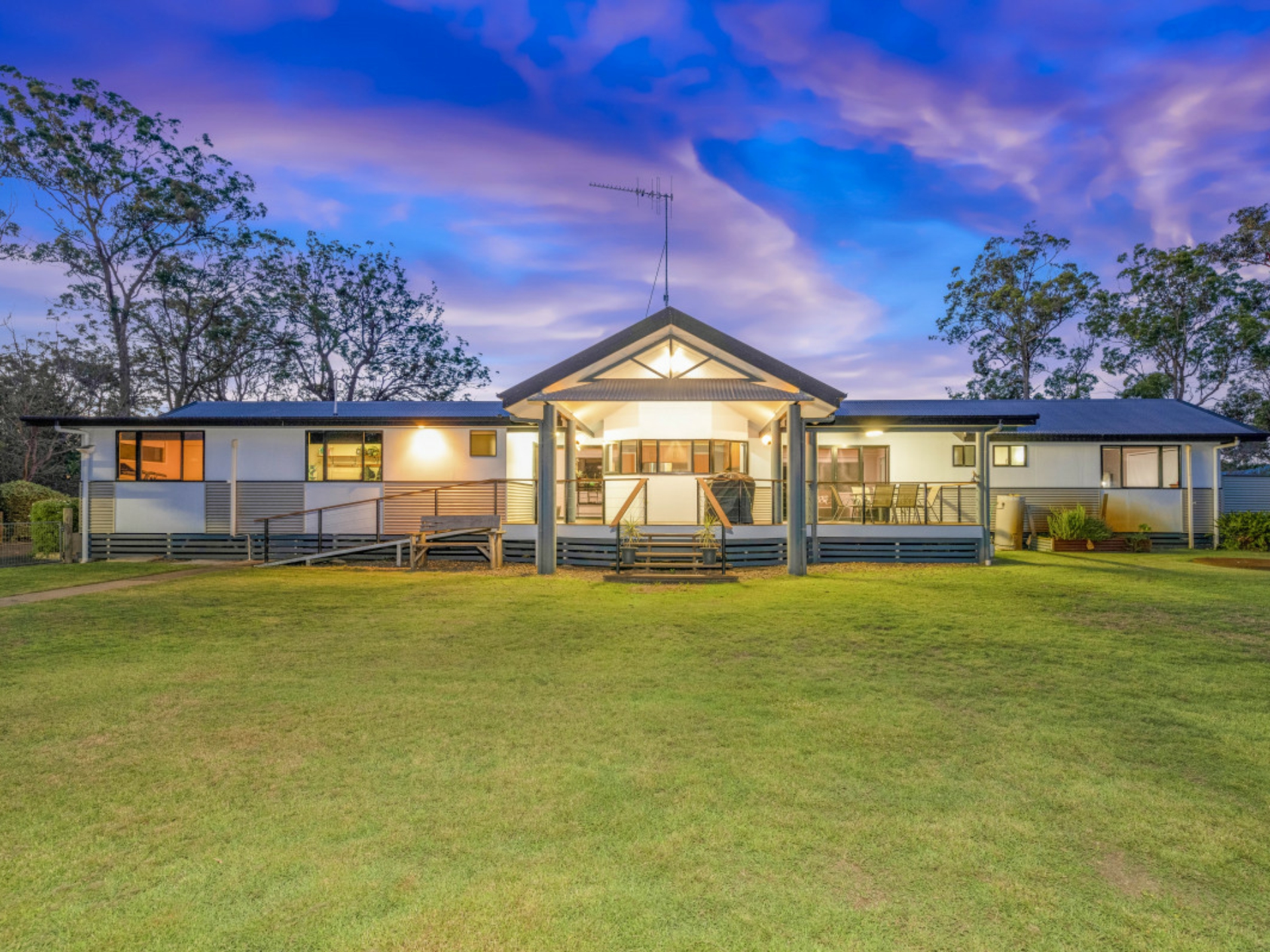 56 Arcadia Drive Branyan QLD Property Details LJ Hooker