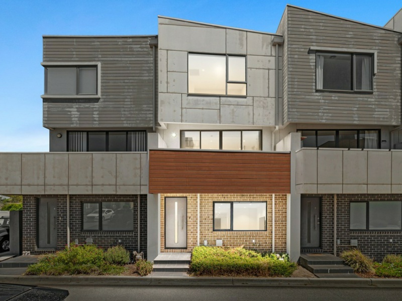 8 Aviary Grove, Thornbury, Thornbury