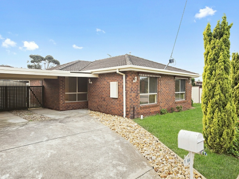 1/64 Songlark Crescent, Werribee, Werribee