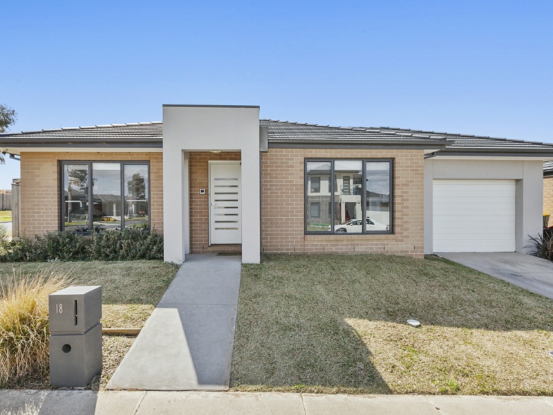 18 Eclair Street, Manor Lakes, Manor Lakes