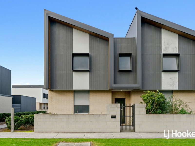 18 Slattery Place, Pakenham, Pakenham