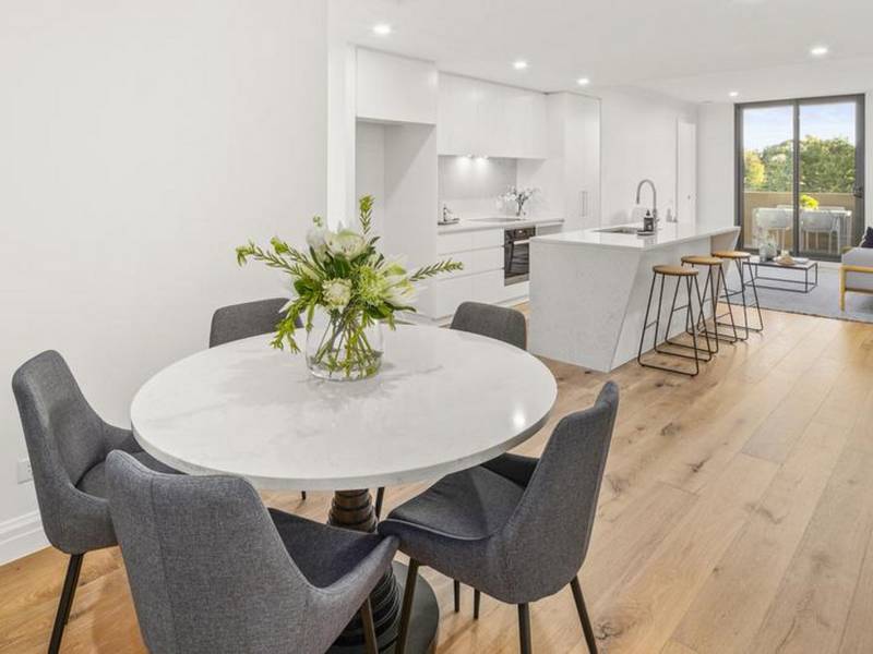 214/59 Constitution Avenue, Campbell