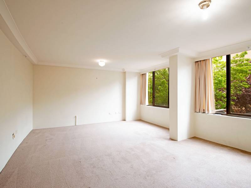104/2 Marcus Clarke Street, City