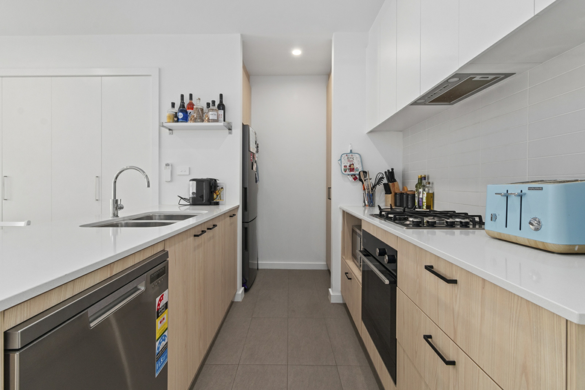 2/162 Overall Avenue, Casey