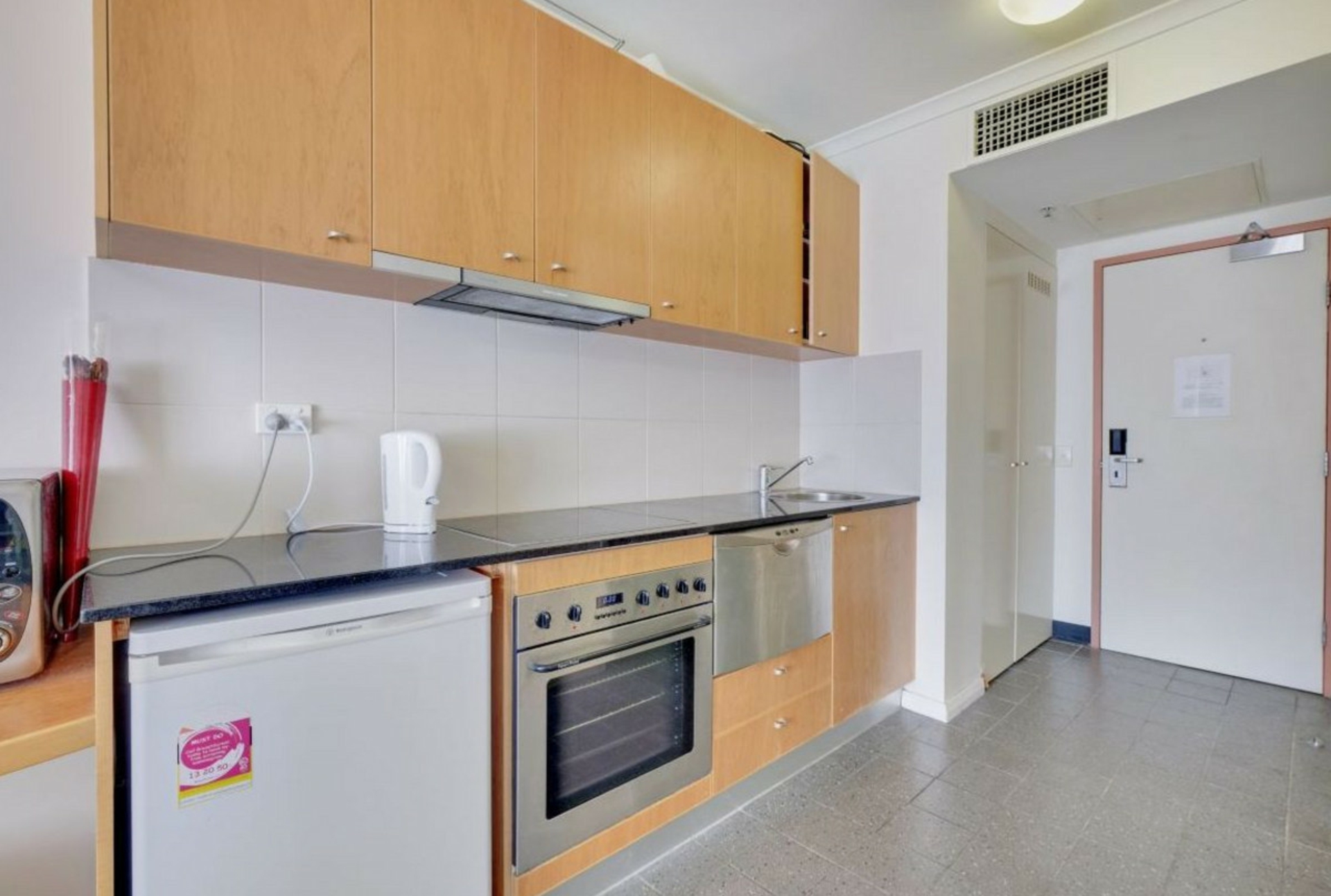 305/2 Akuna Street, City