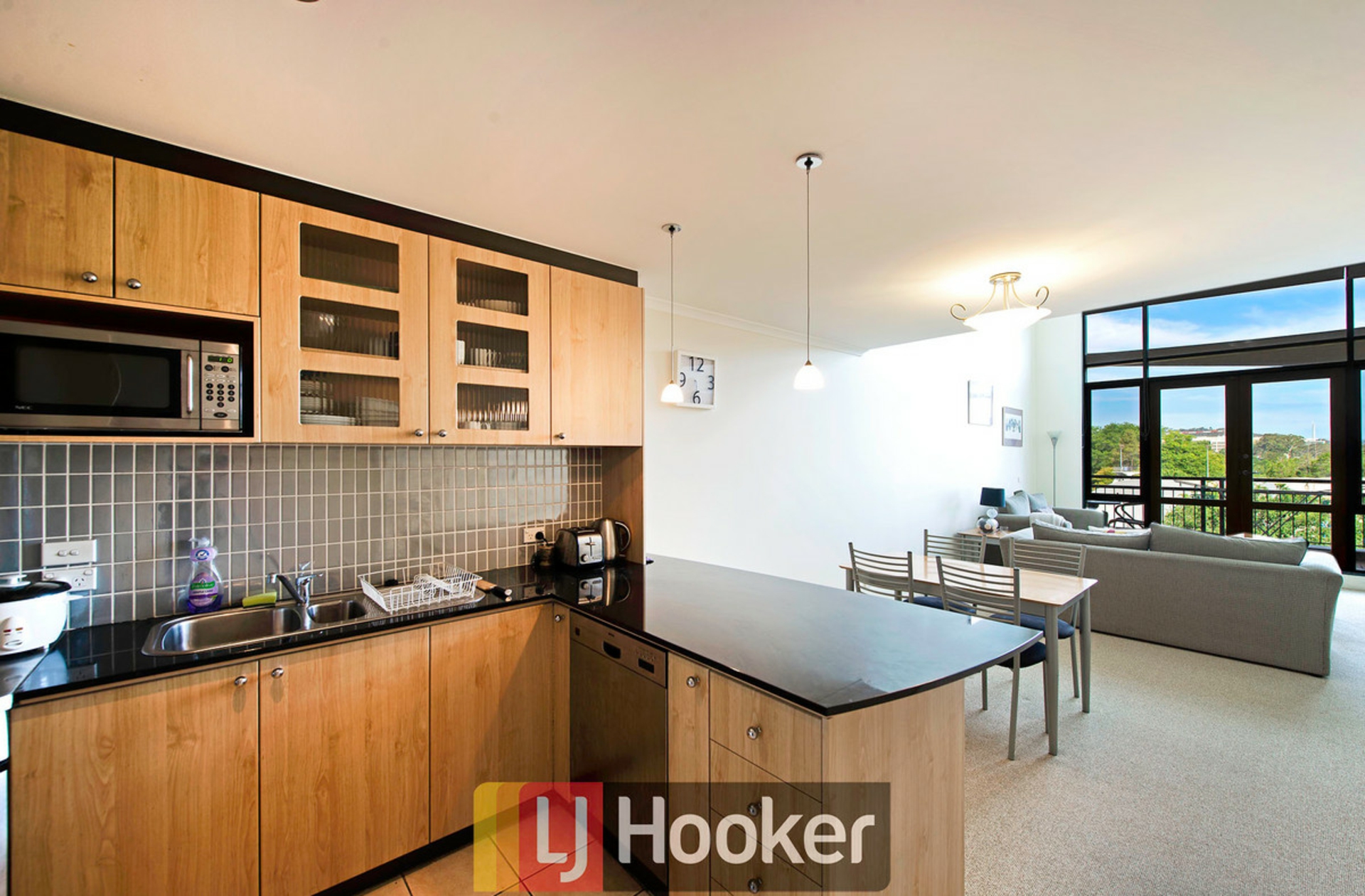 84/66 Allara Street, City