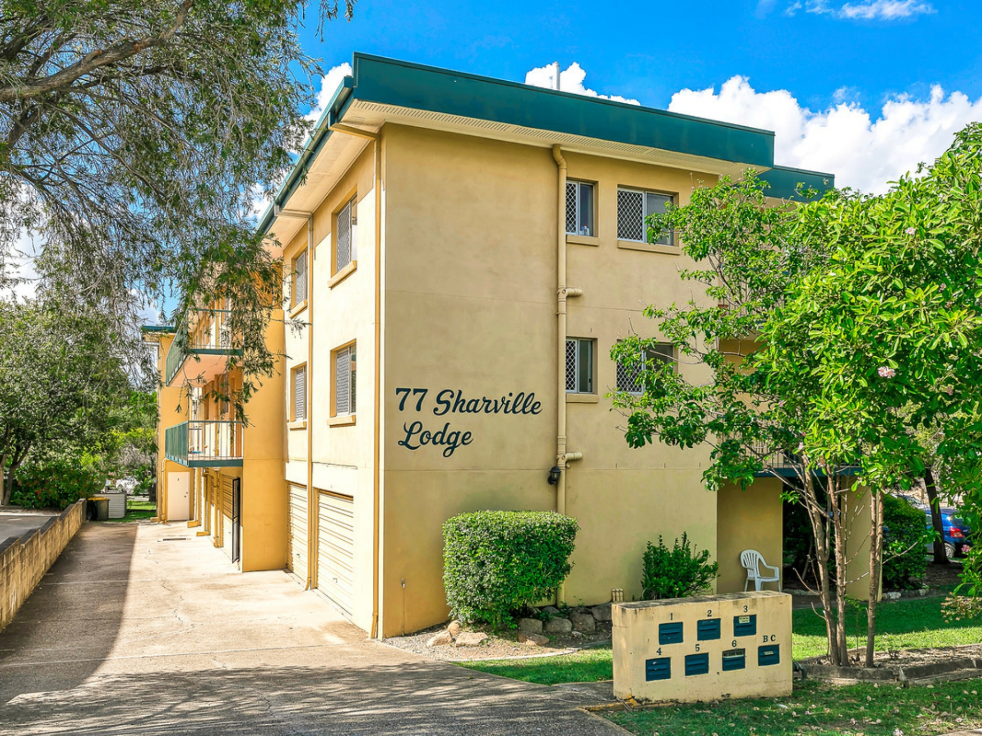 6/77 Farnell Street, Chermside