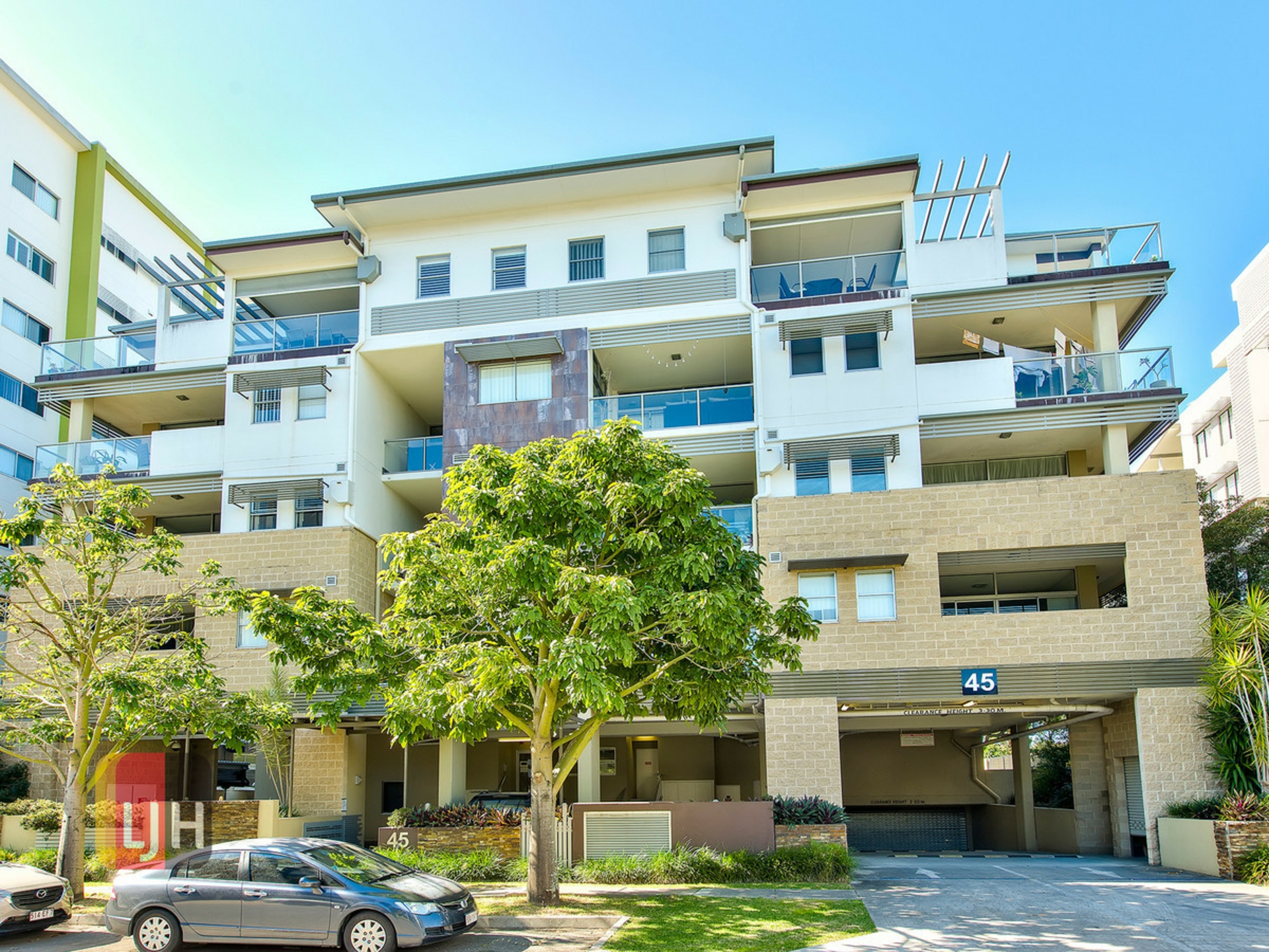 4/45 Playfield Street, Chermside