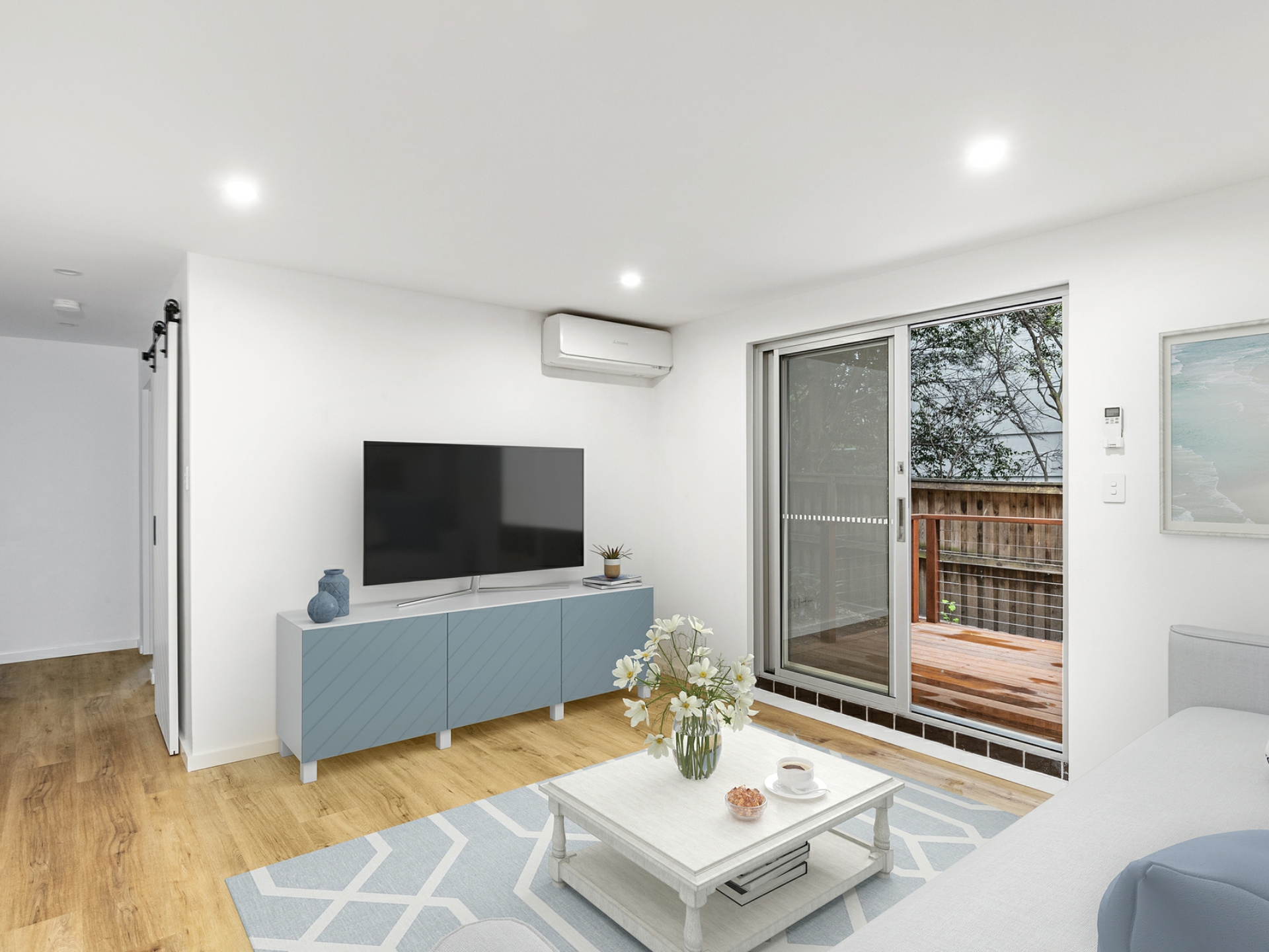 2/17 Lismore Avenue, Dee Why