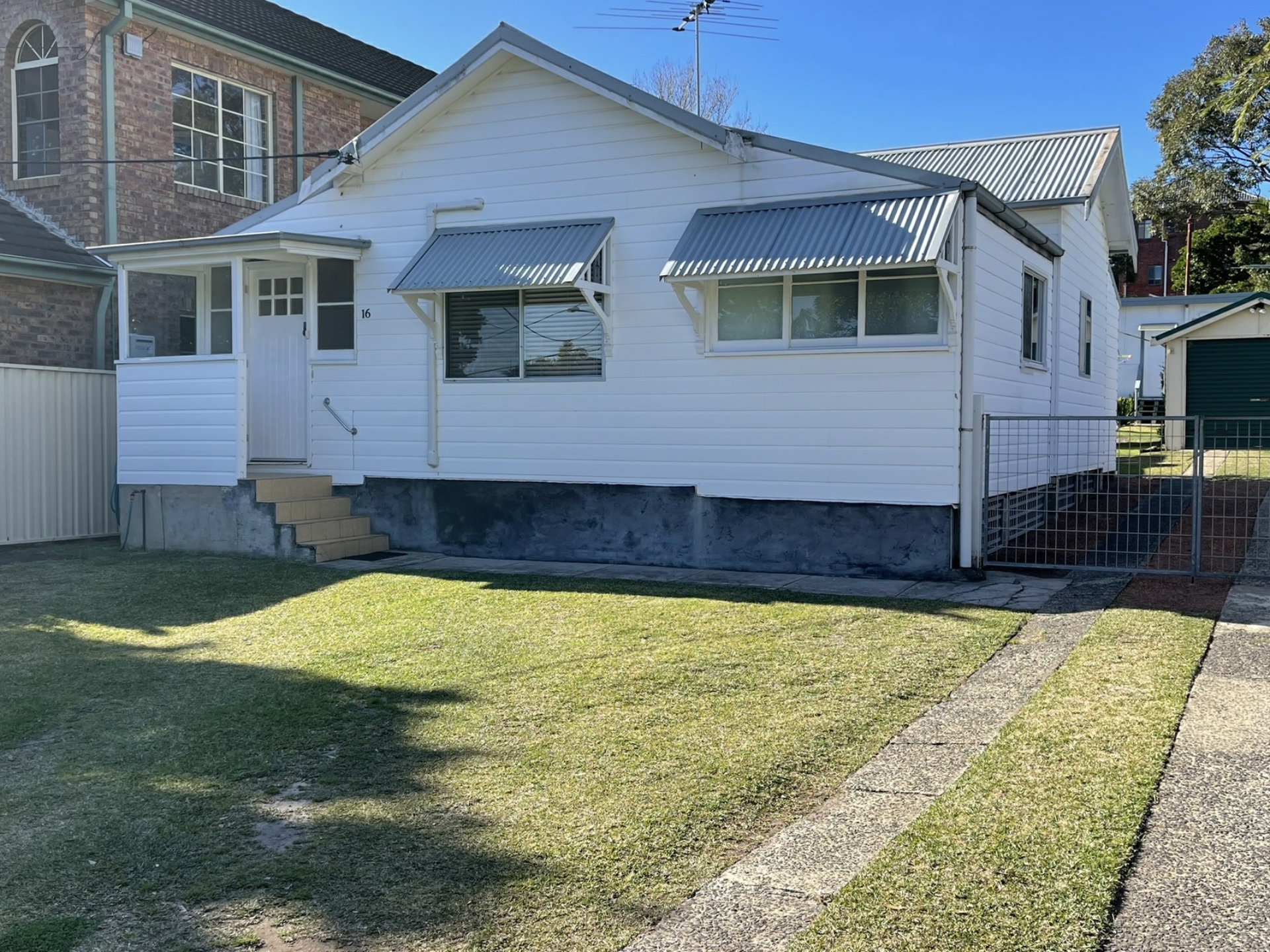 16 Daisy Street, Dee Why