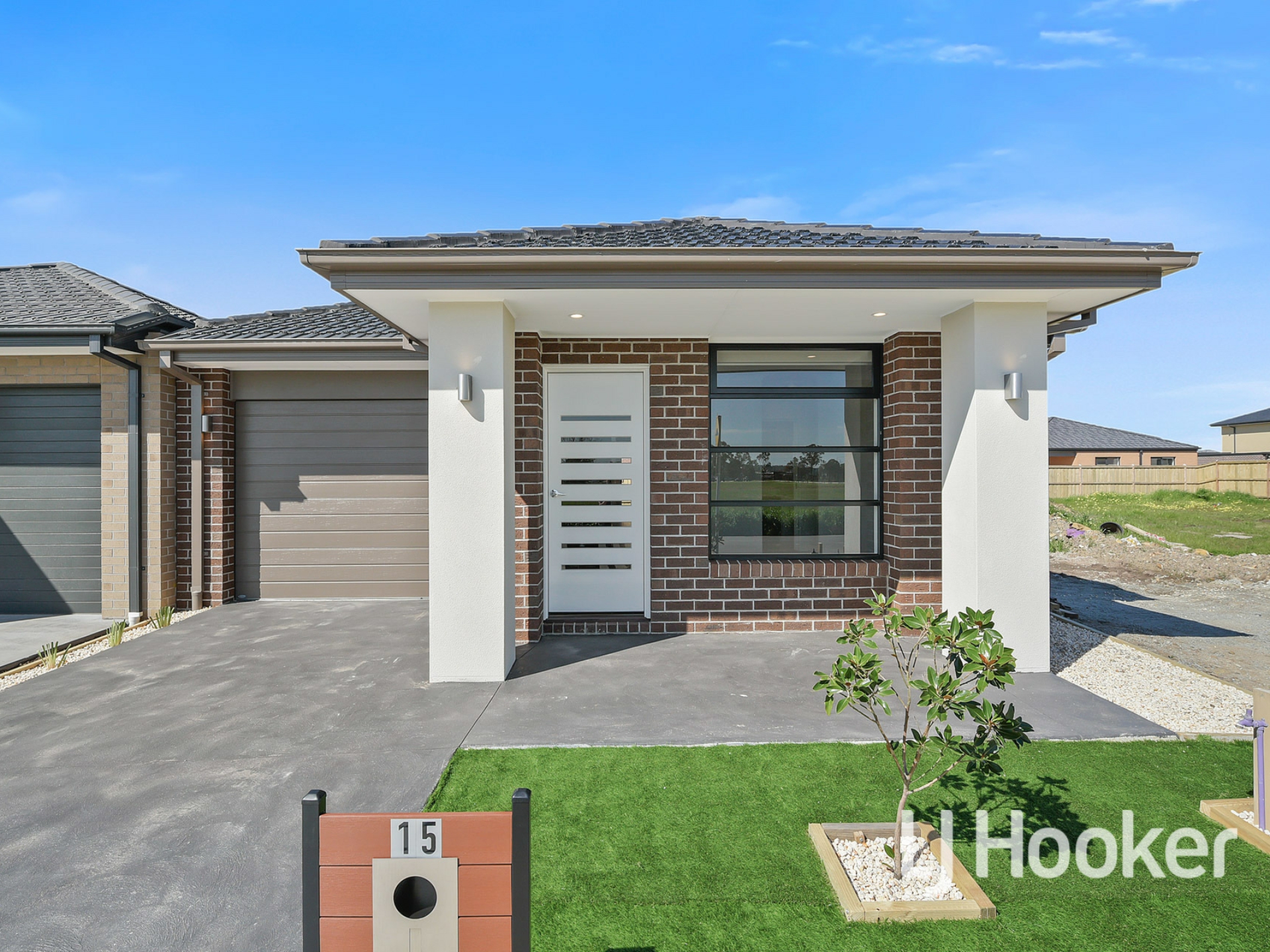 15 Orleana Way Clyde North VIC Property Details LJ Hooker