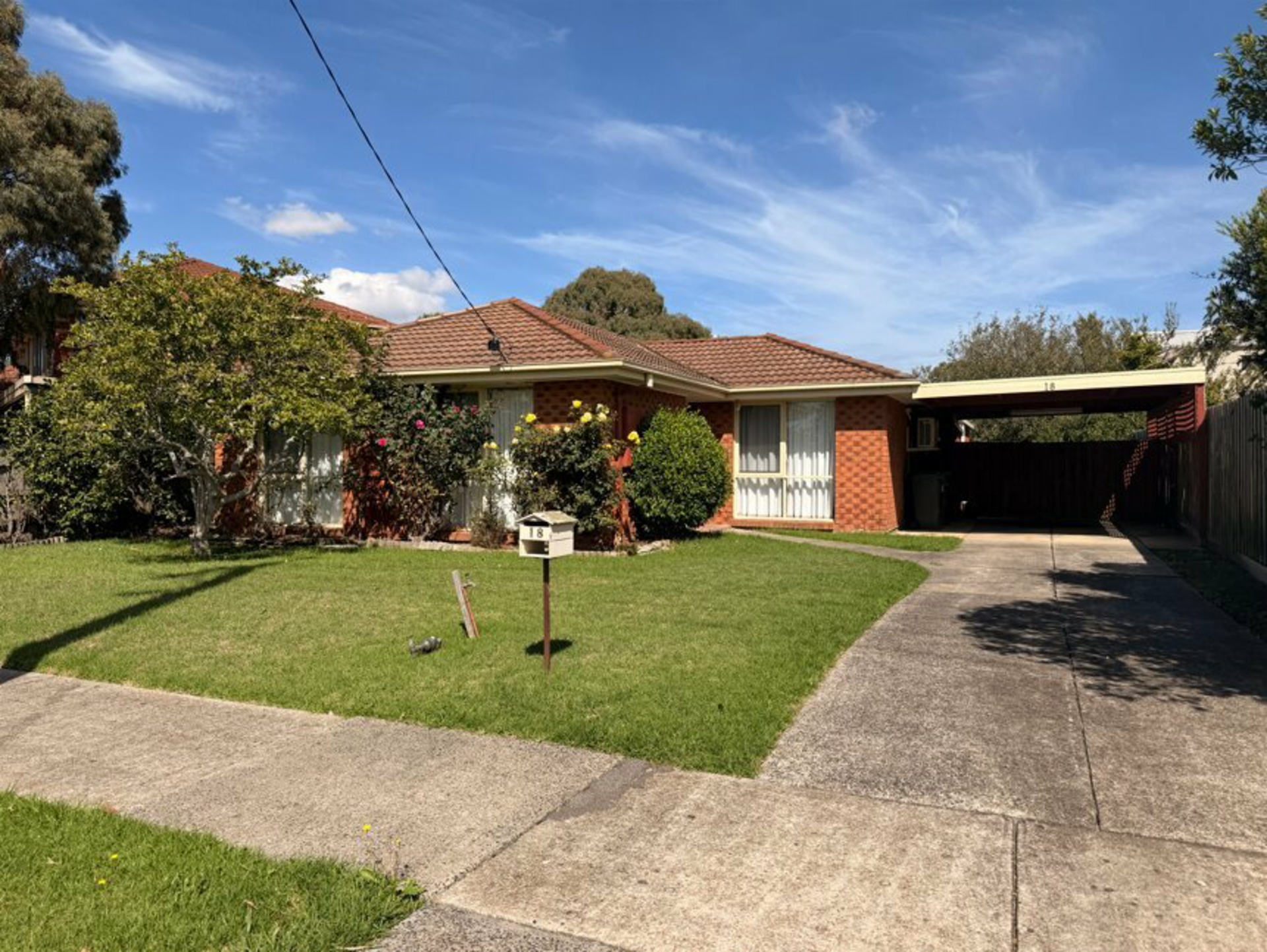 18 Arleon Crescent, Cranbourne