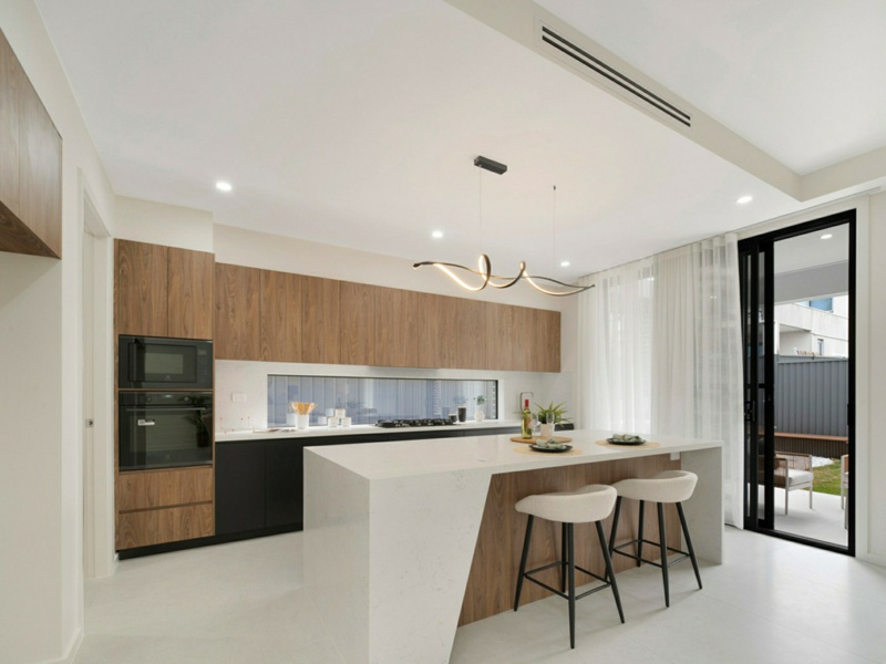 Riverstone, 2765, Riverstone