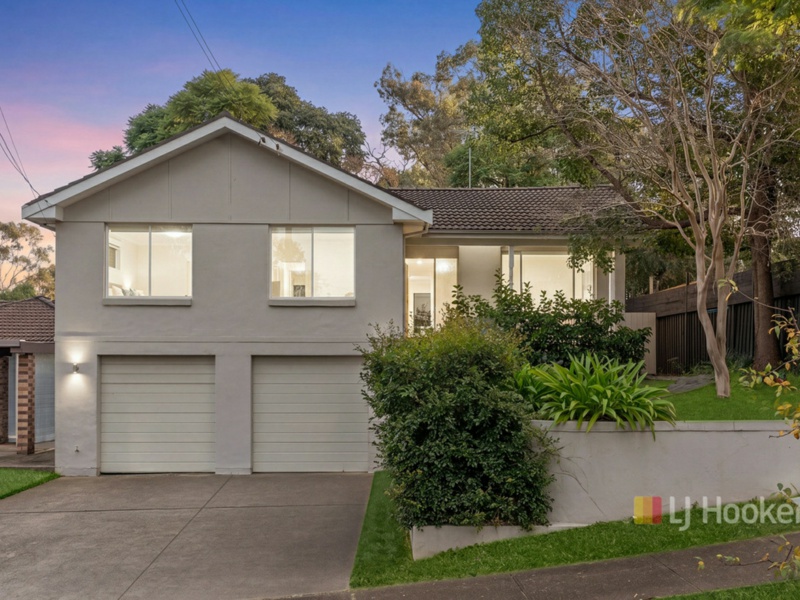 4 Pine Place, Riverstone, Riverstone