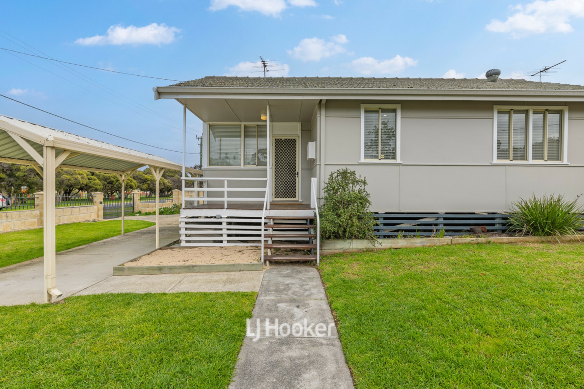 8 Belcher Street, Carey Park