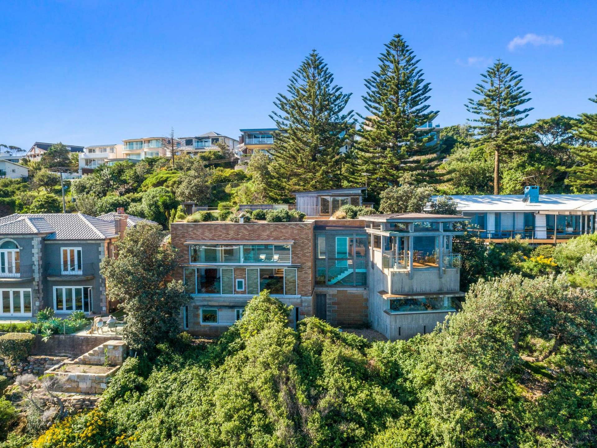 72 The Serpentine Bilgola Beach NSW Property Details LJ Hooker