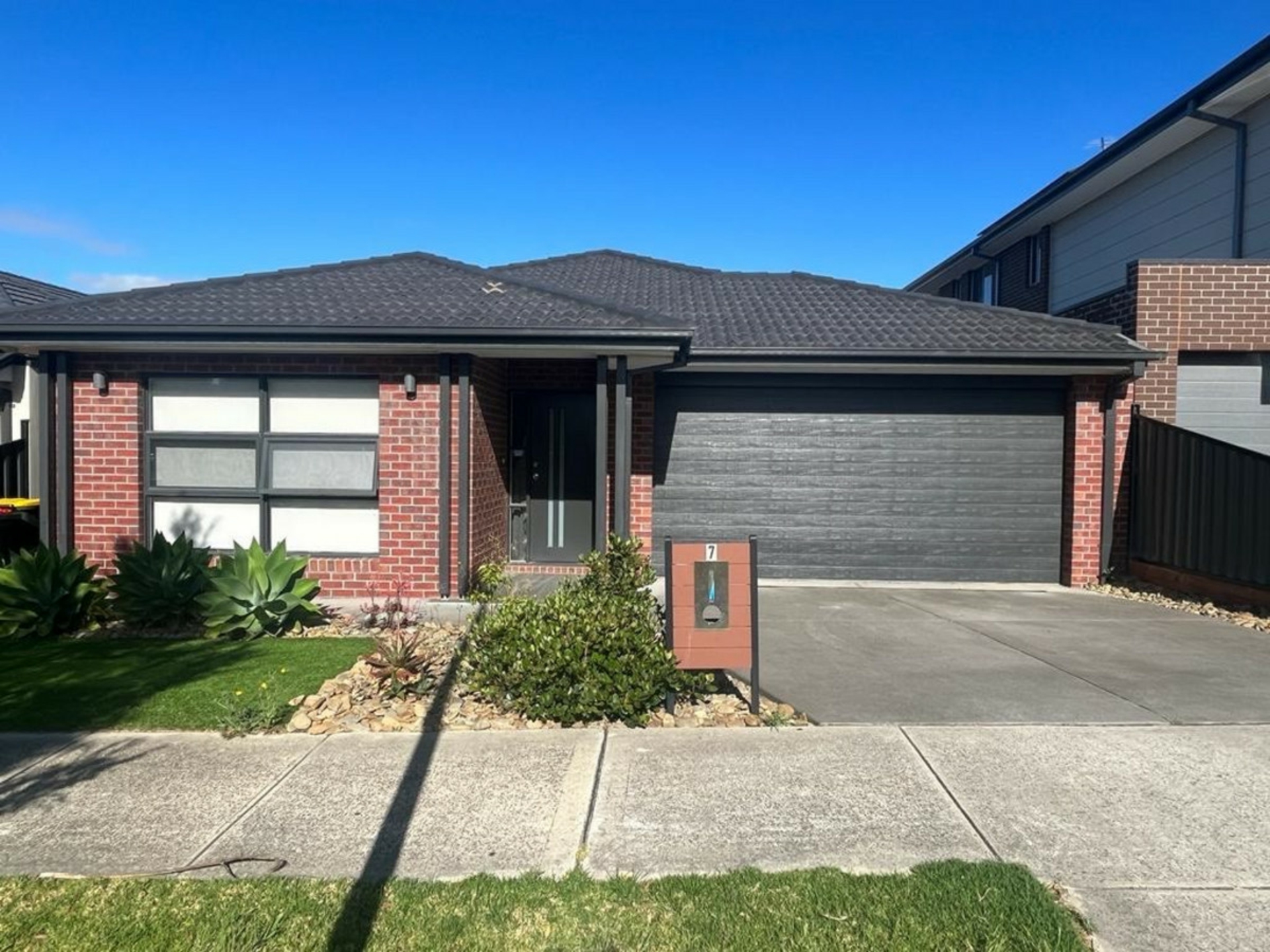 7 Valmont Street, Craigieburn