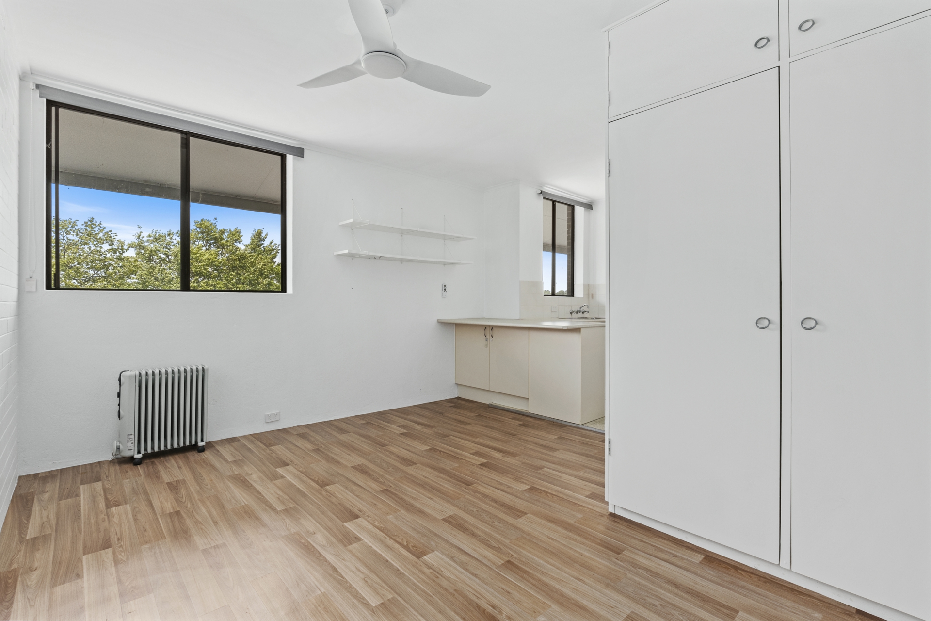 16/45 Eggleston Crescent, Chifley