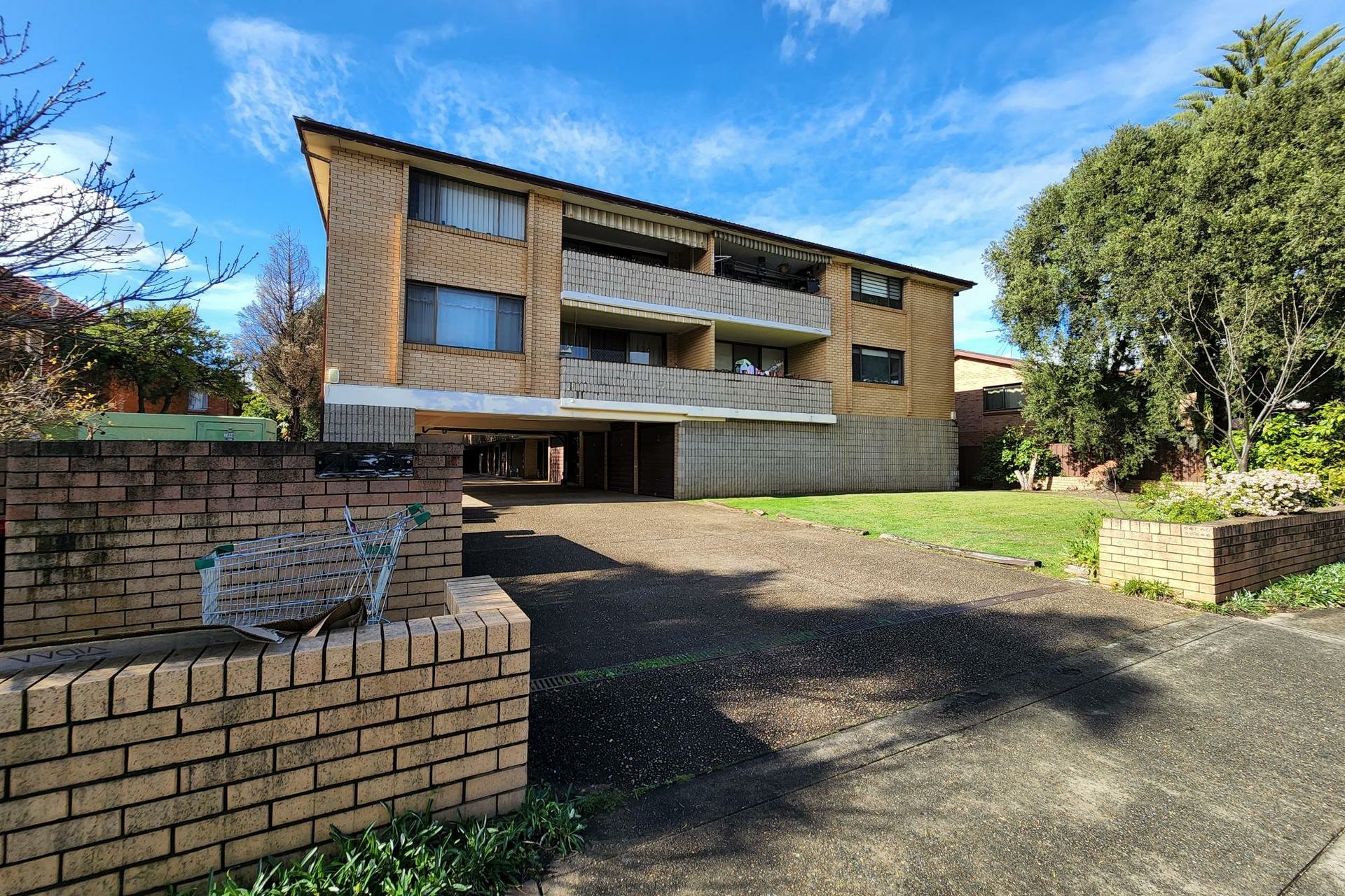 12/21-25 Blaxcell Street, Granville