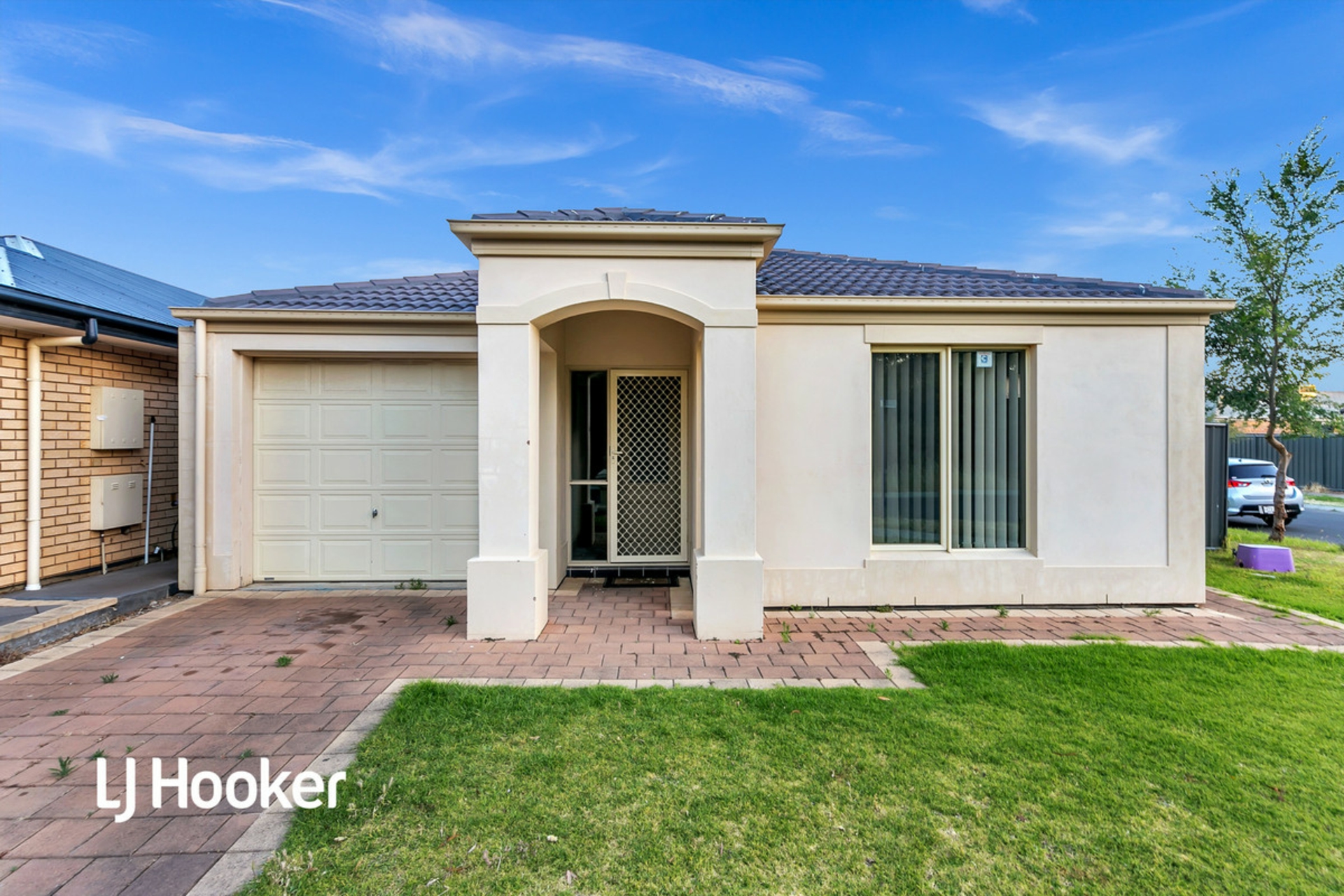 30 Wattlebird Drive, Burton