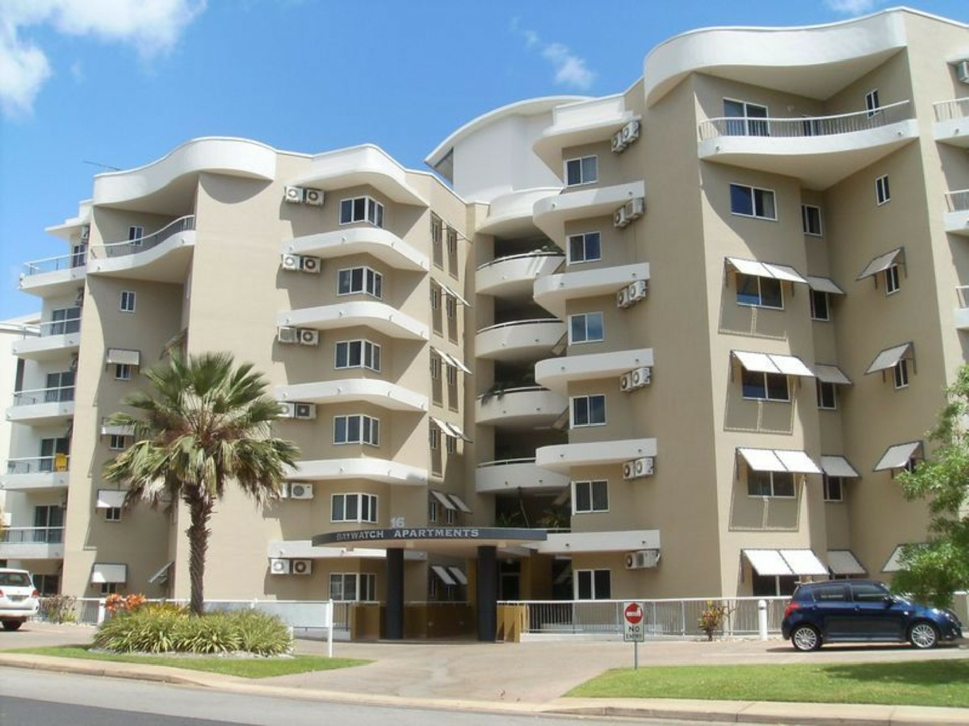 22/16 Marina Boulevard, Cullen Bay
