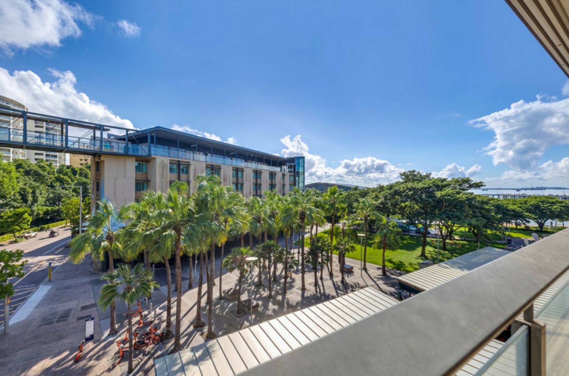 108/19 Kitchener Drive, Darwin City