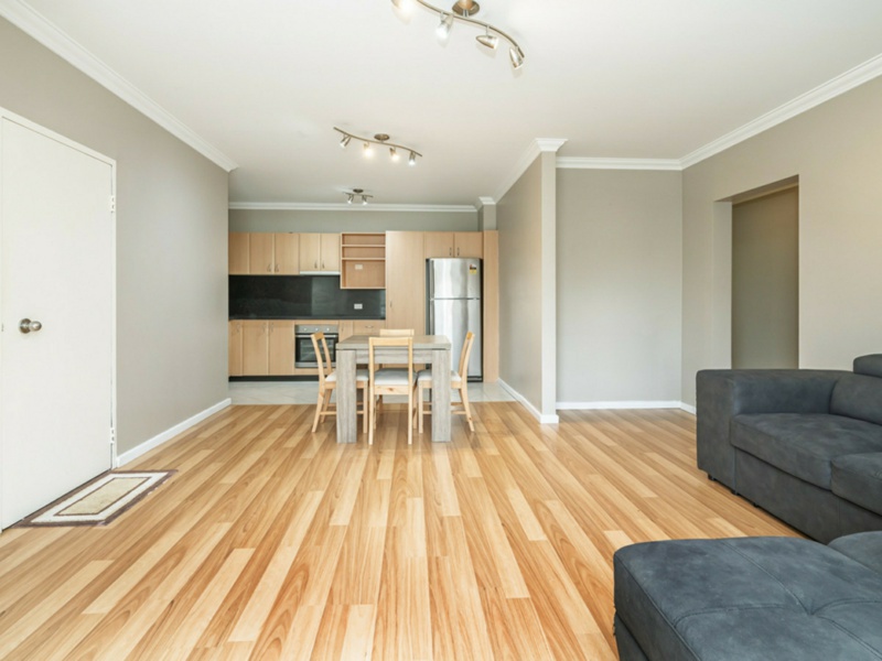 6/88 Royal Street, East Perth