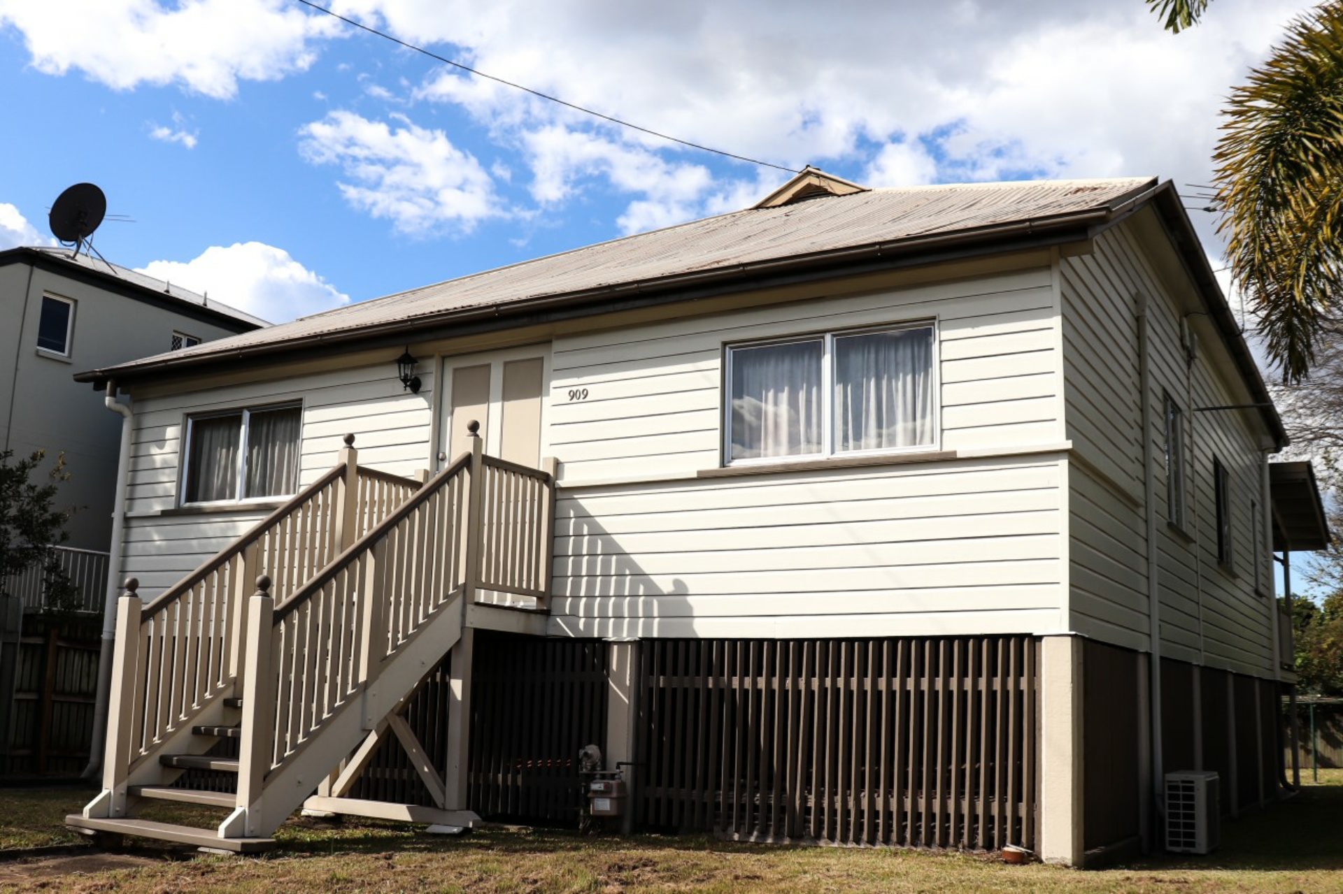 909 Sandgate Road, Clayfield