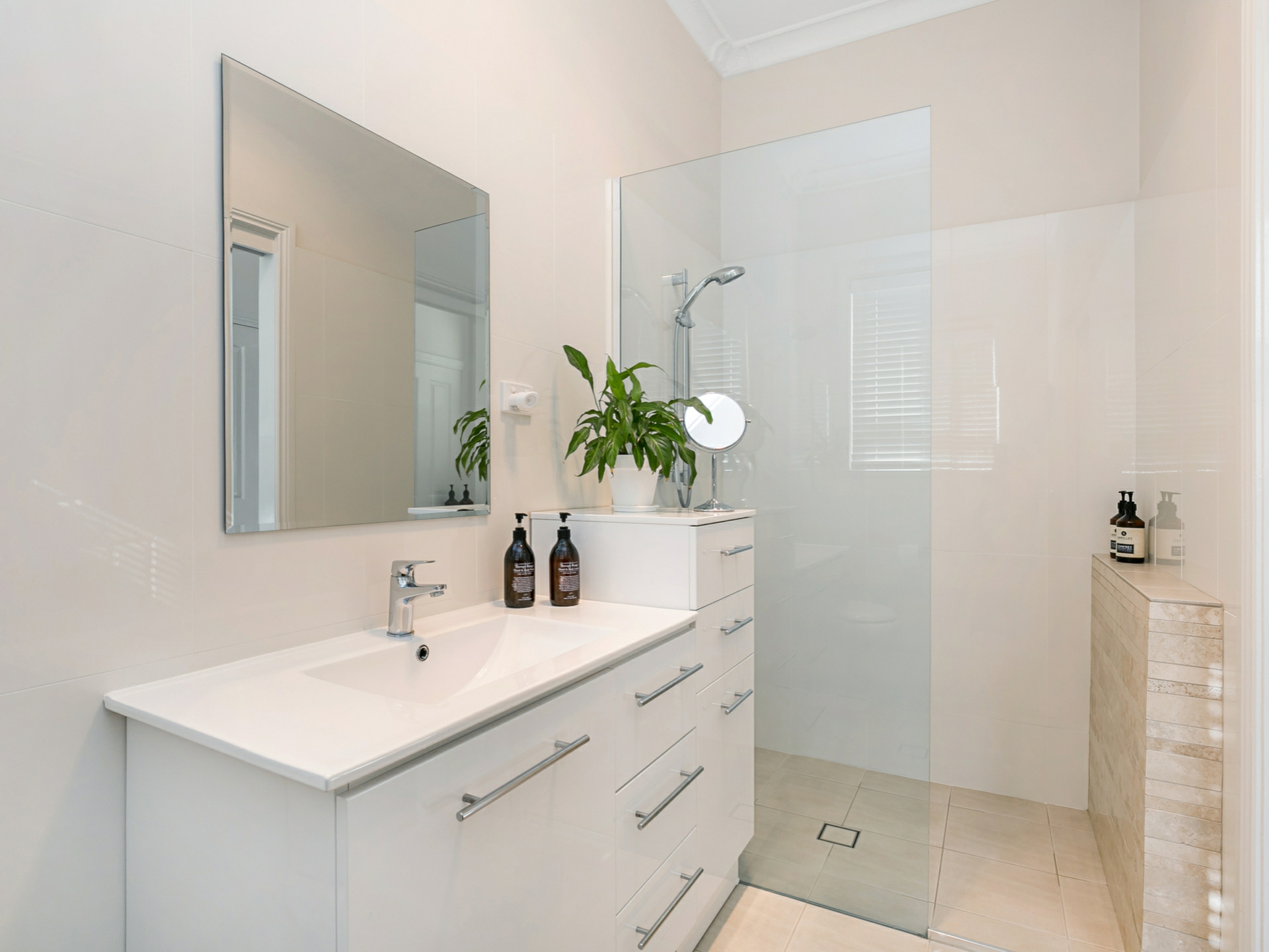 6 Woodside Drive Eleebana NSW Property Details LJ Hooker