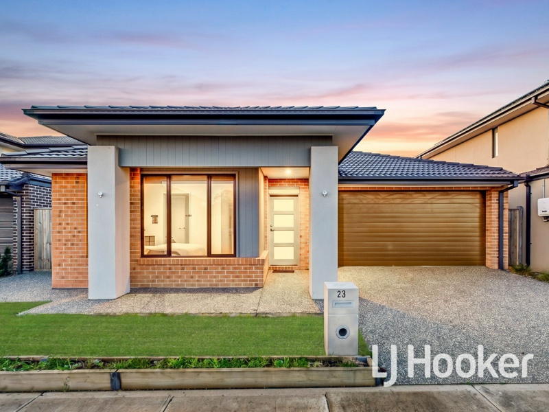 23 Chittagong Drive, Clyde North, Clyde North