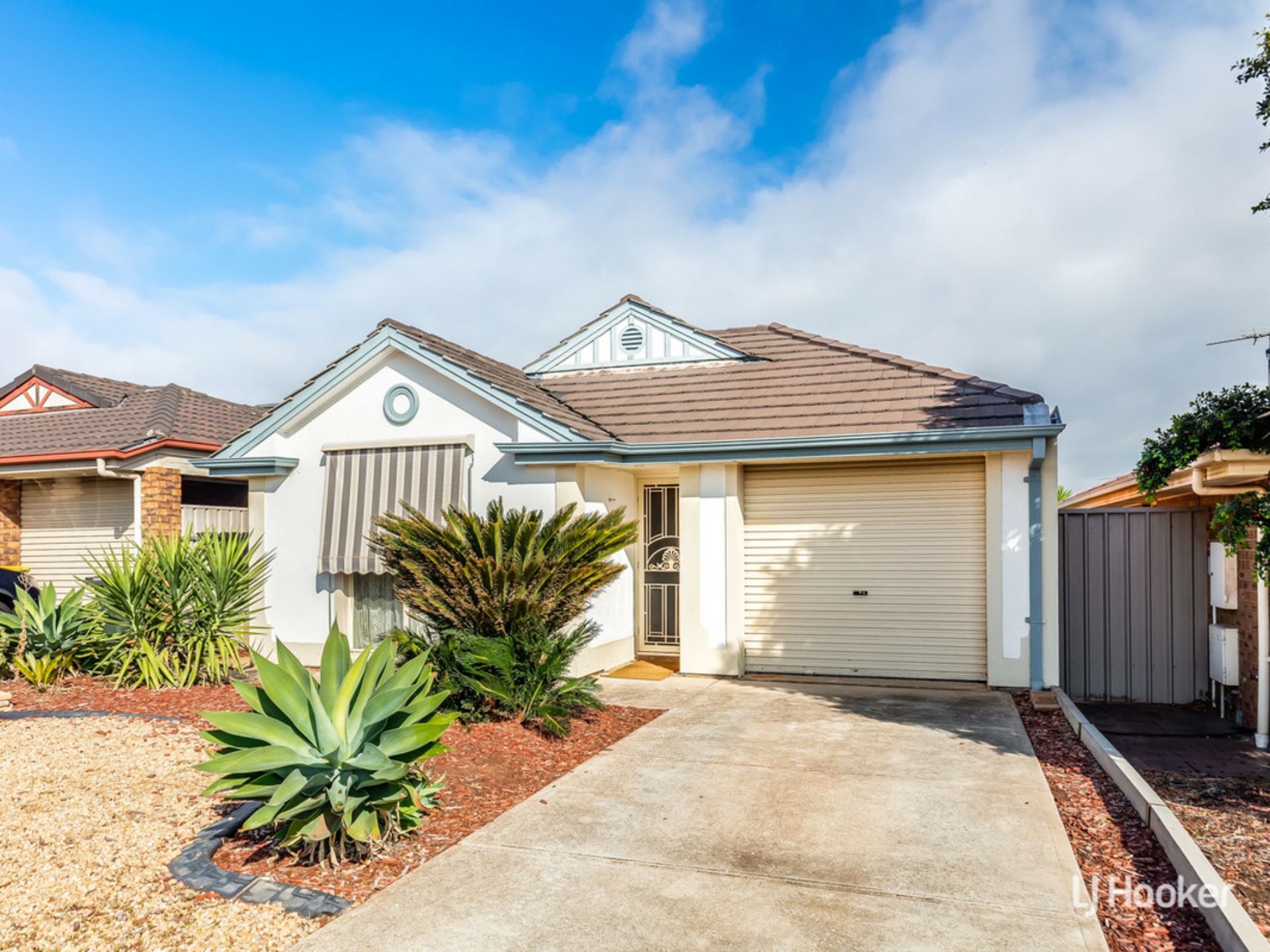 24 Axminster Crescent Craigmore SA Property Details LJ Hooker