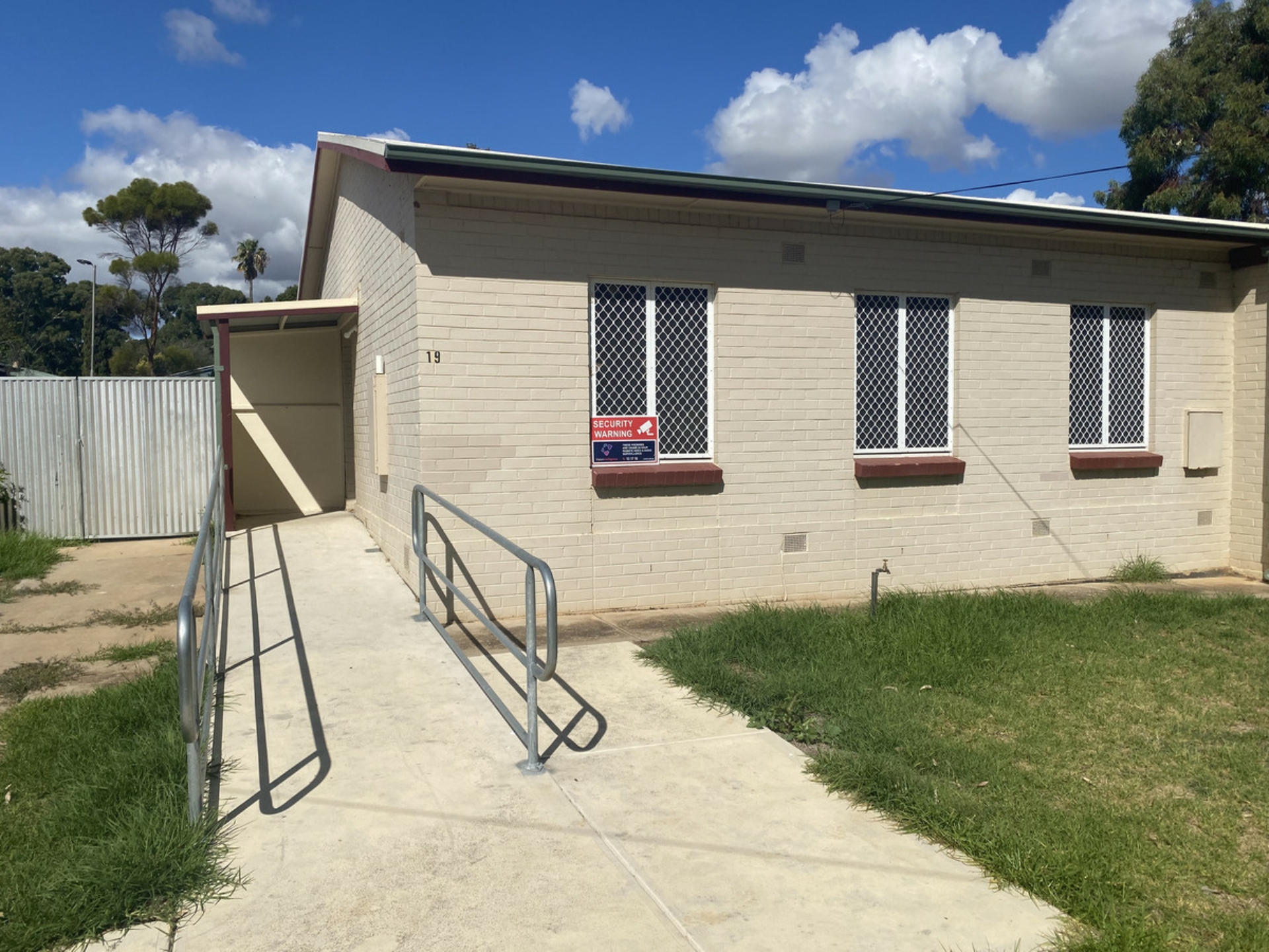 19 Holcomb Street, Elizabeth East