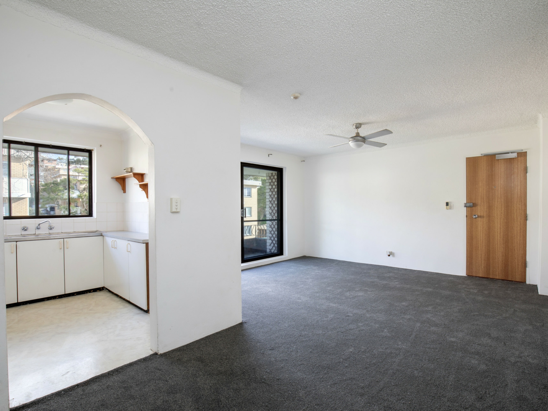 17/95 Pacific Parade, Dee Why