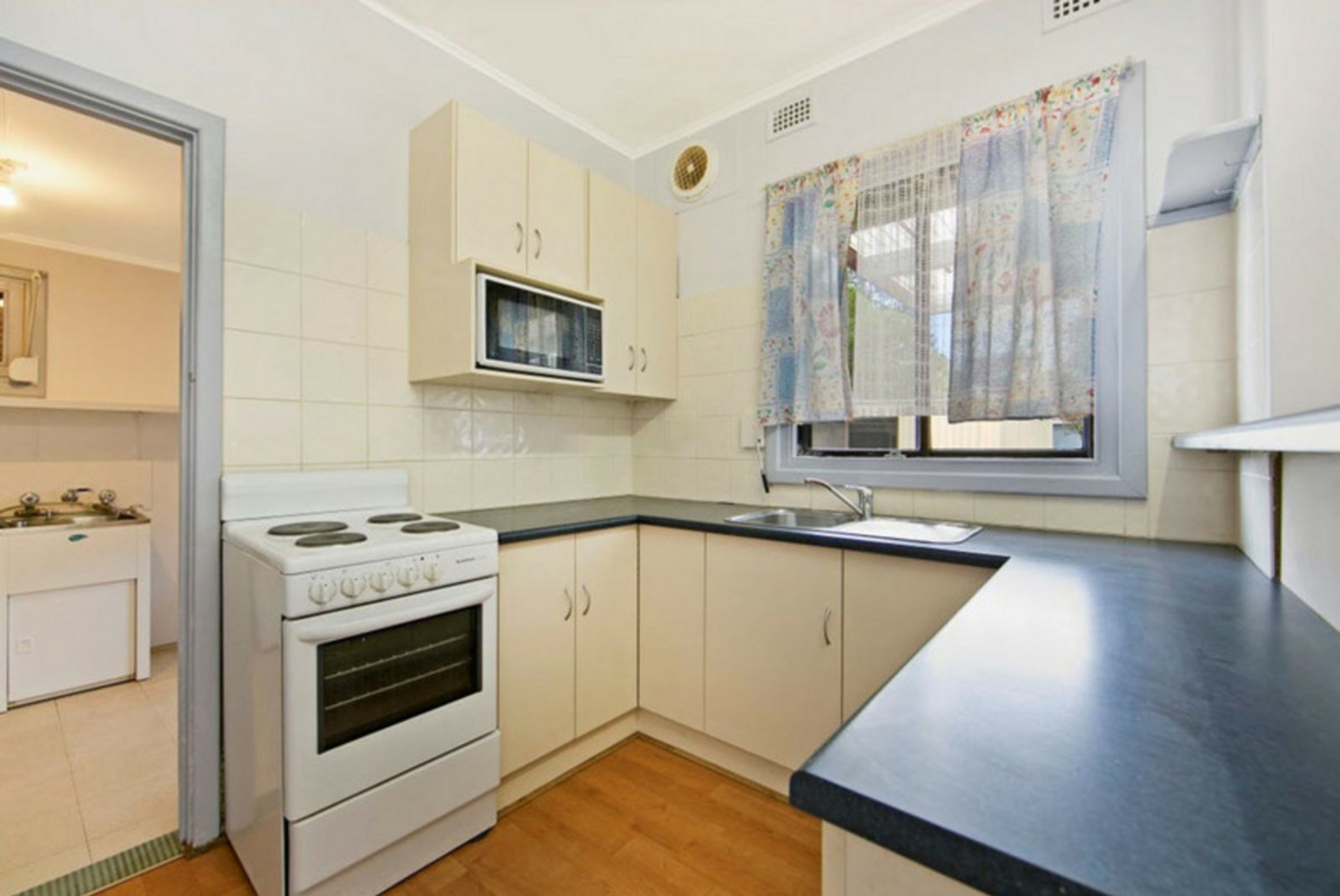 43 Whitford Road, Elizabeth South