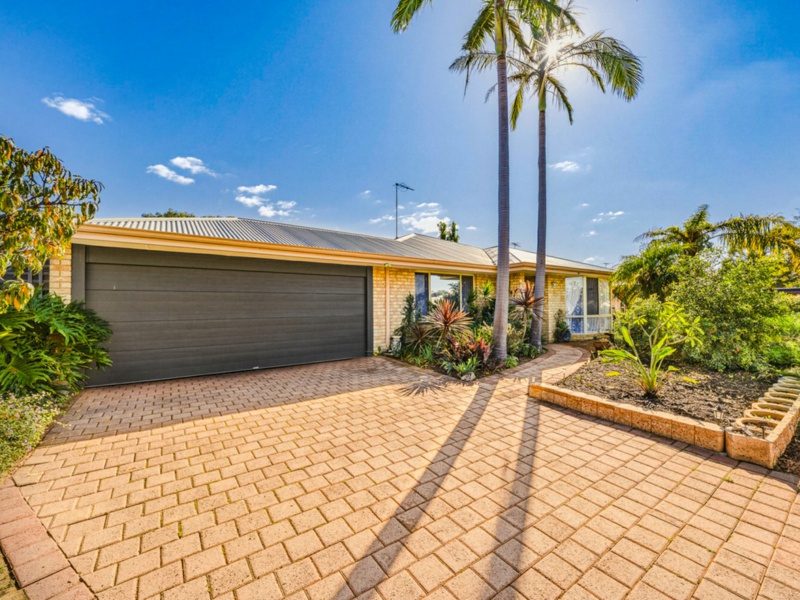 8 Misty Meander, Greenfields, Greenfields