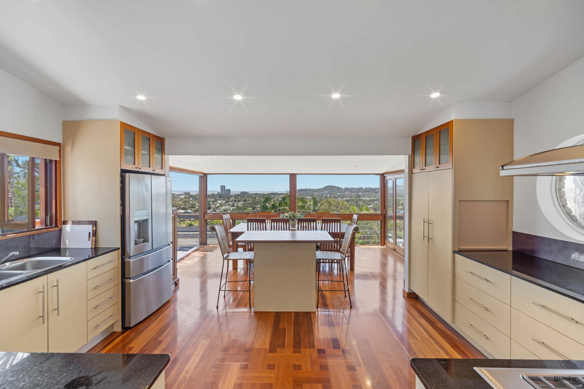 4 Bicton Court, Elanora