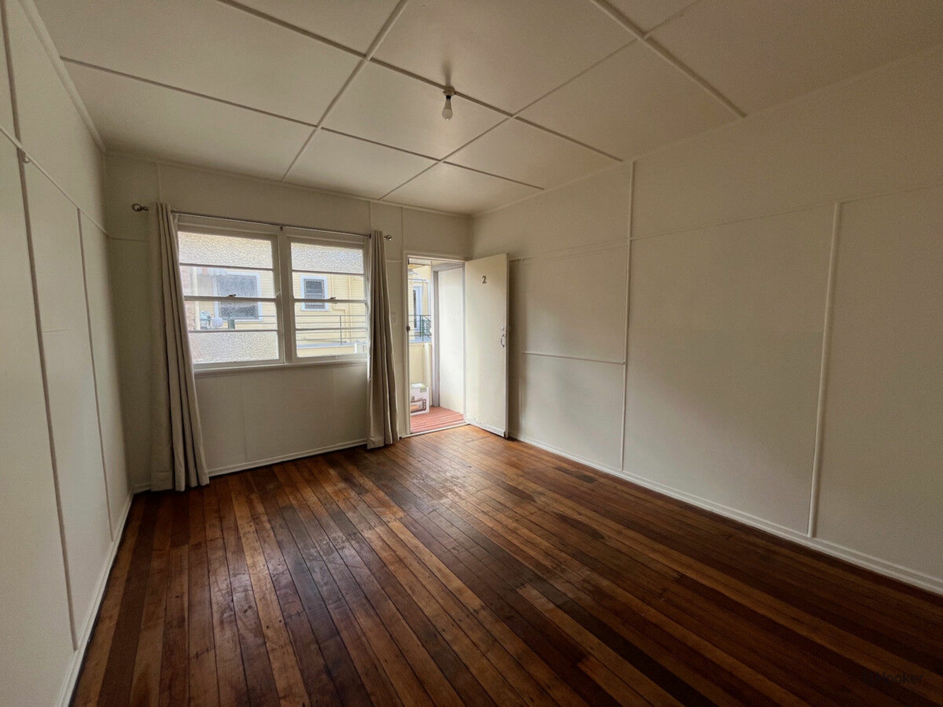 2/12 Haig Street, Coolangatta