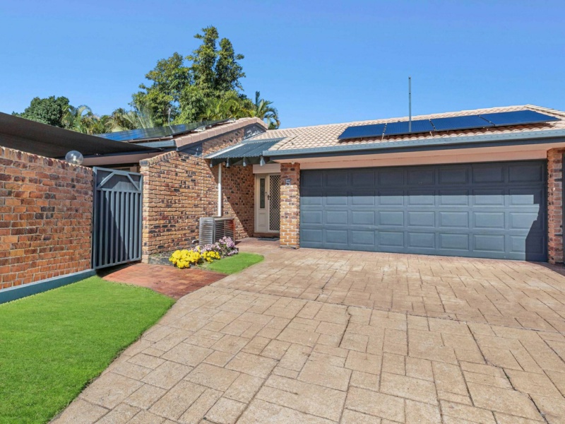 5 Oriole Court, Burleigh Waters