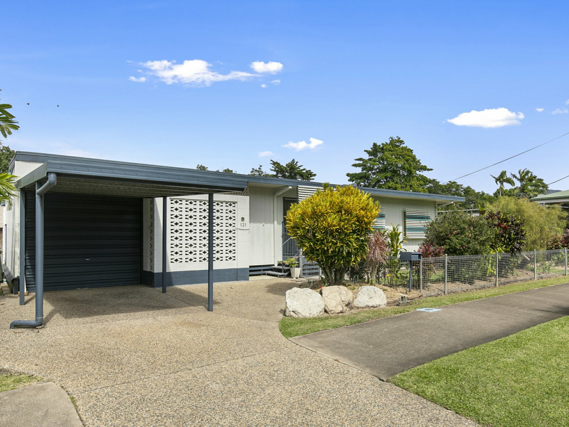 121 Greenslopes Street, Edge Hill