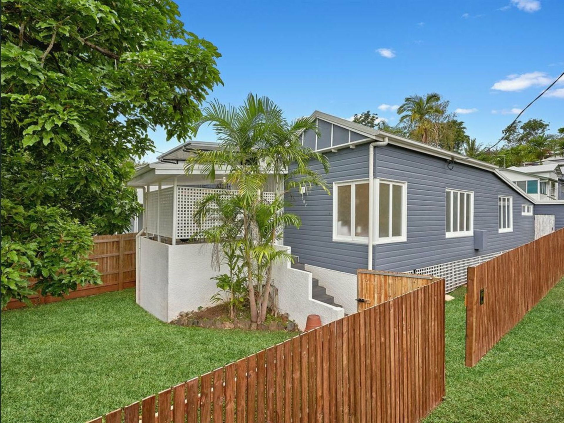 287 Kamerunga Road, Freshwater
