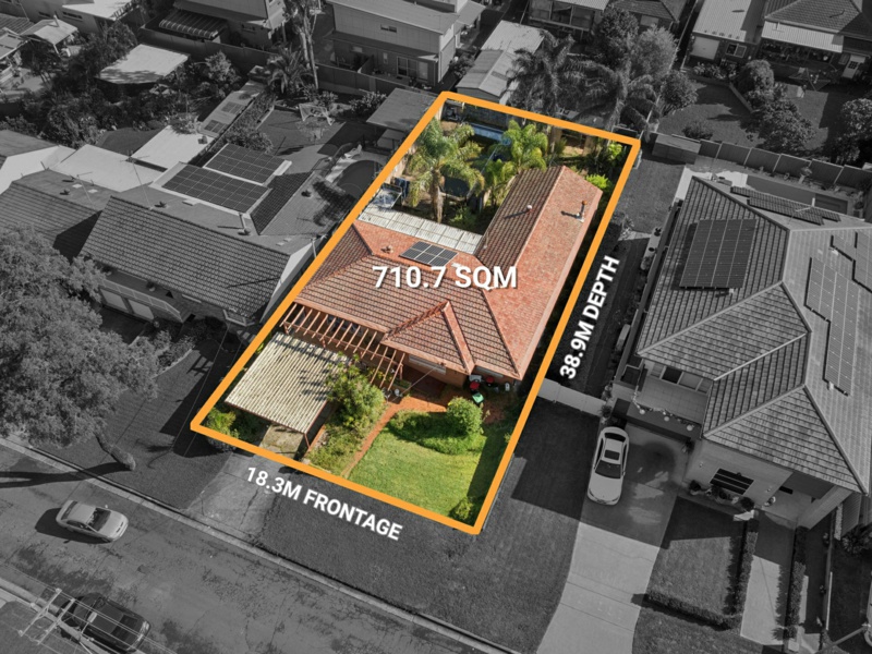 5 Gal Crescent, Moorebank, Moorebank