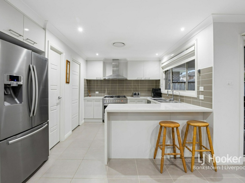 46 Hoy Street, Moorebank, Moorebank