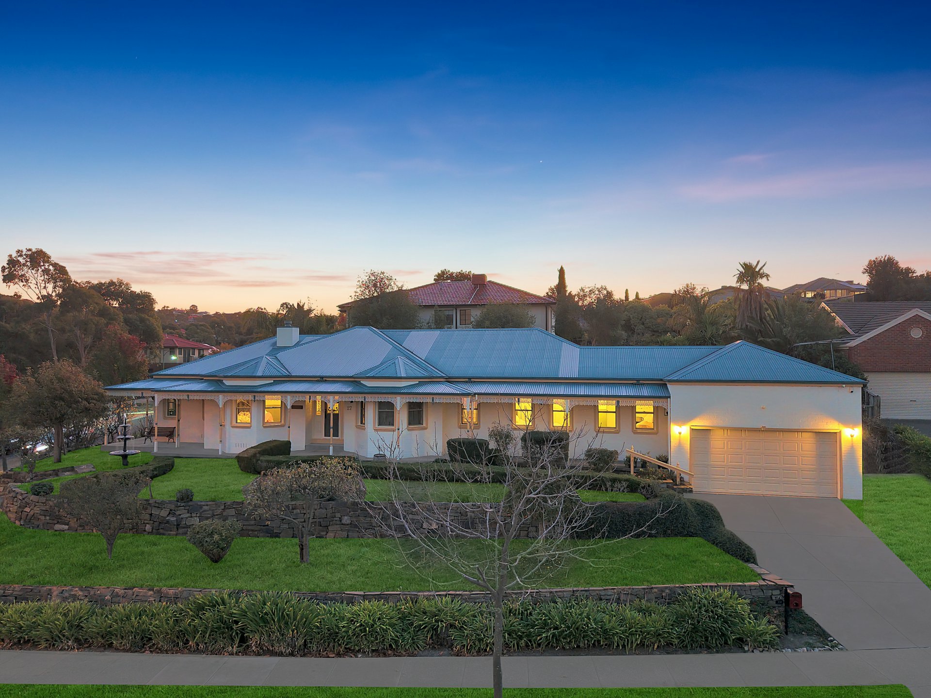 27 Canterbury Avenue, Sunbury