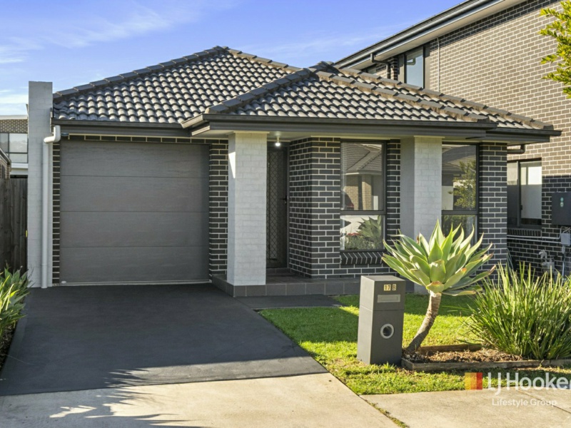17B Livesy Street, Oran Park, Oran Park
