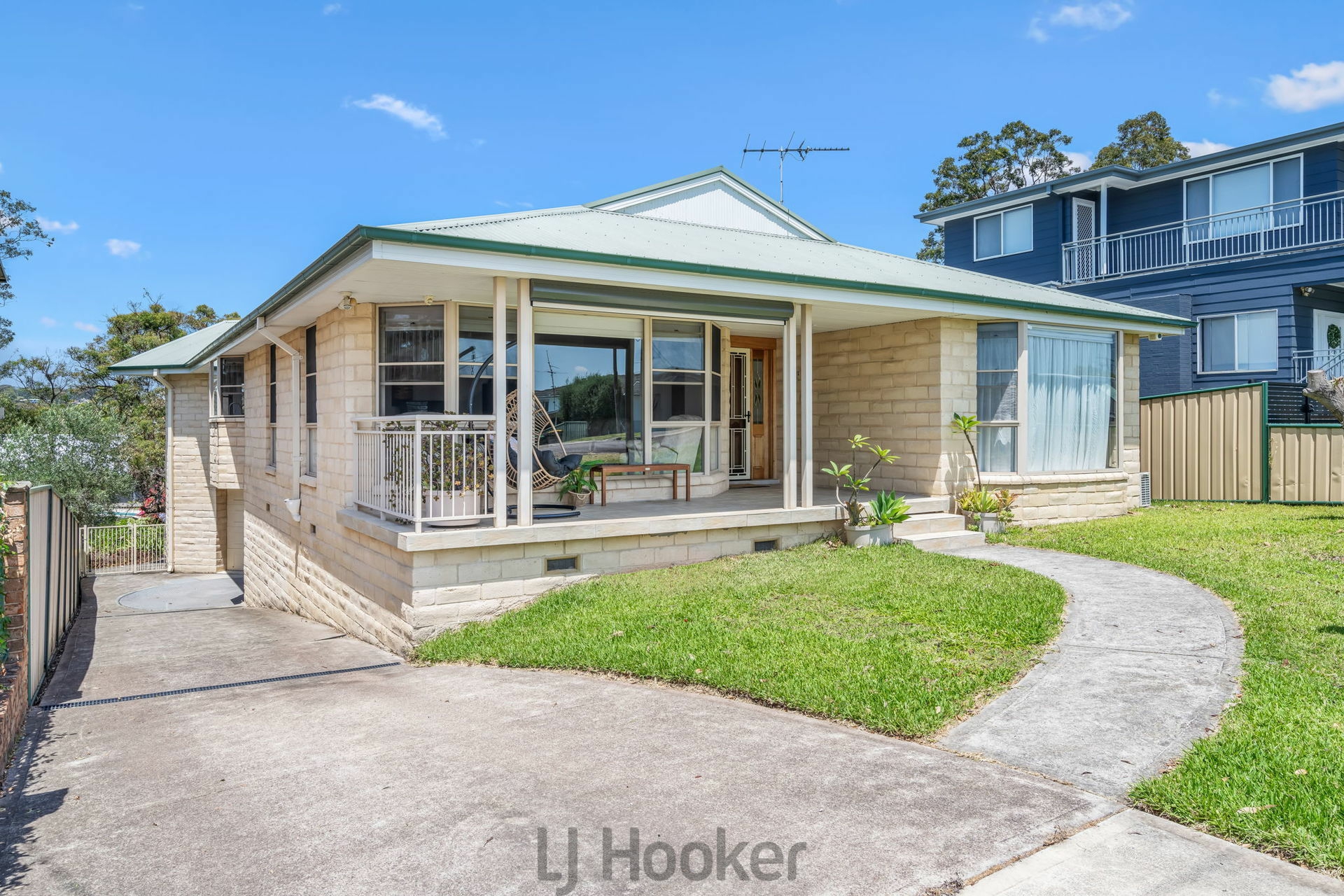12 Arcadia Street, ARCADIA VALE