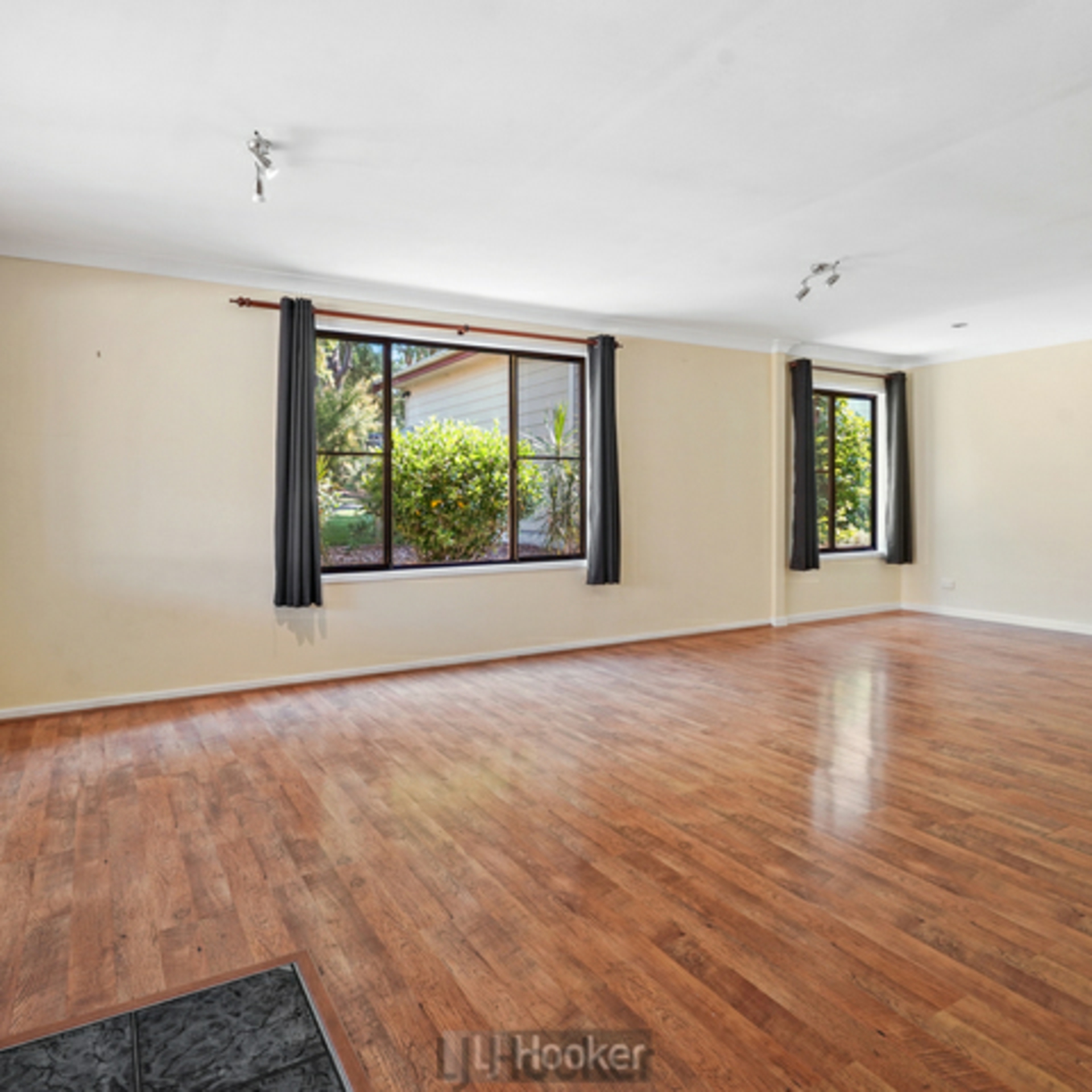 37 Brooks Street Arcadia Vale NSW House for Sale LJ Hooker