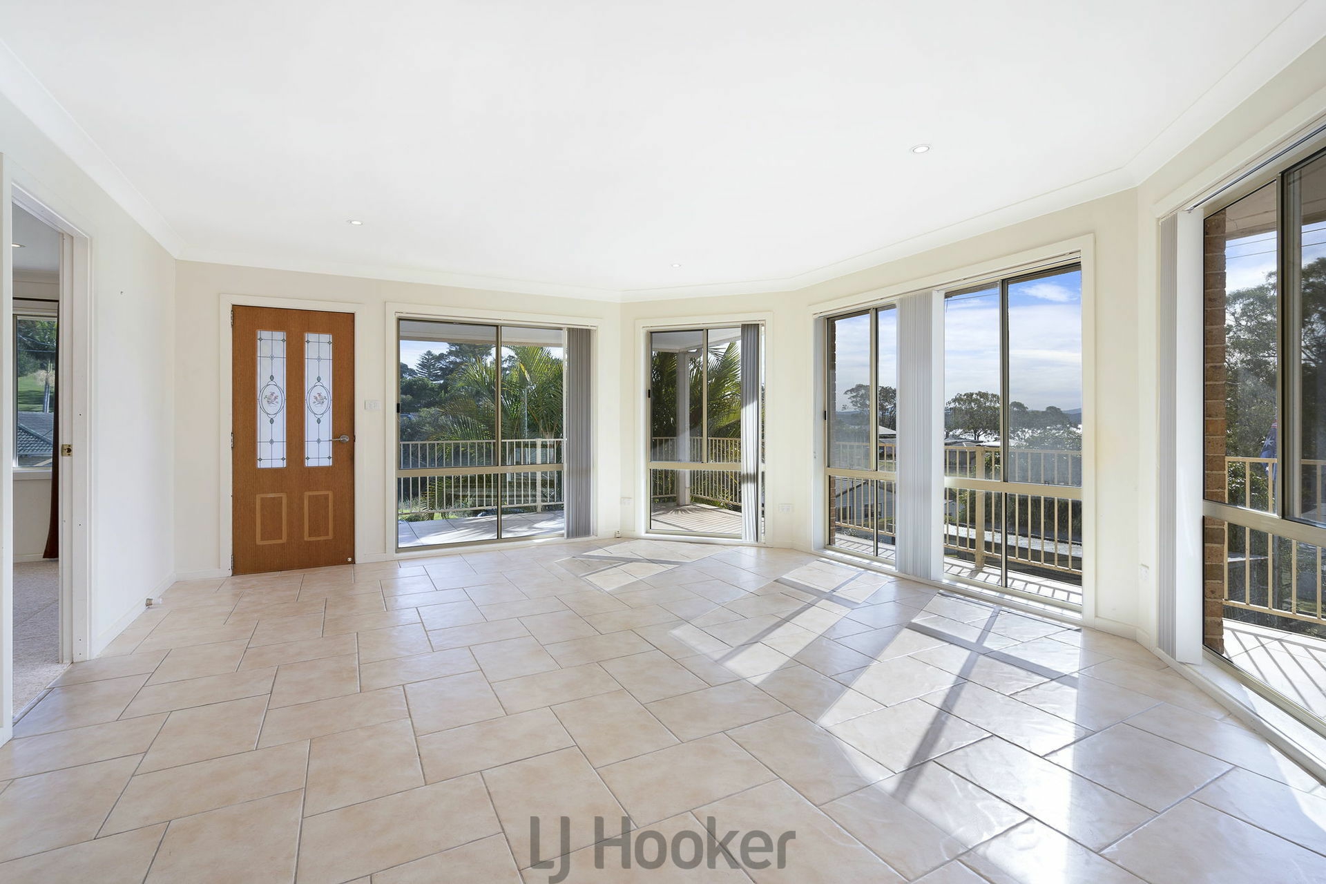 11A Reserve Road — photo 4 of 23