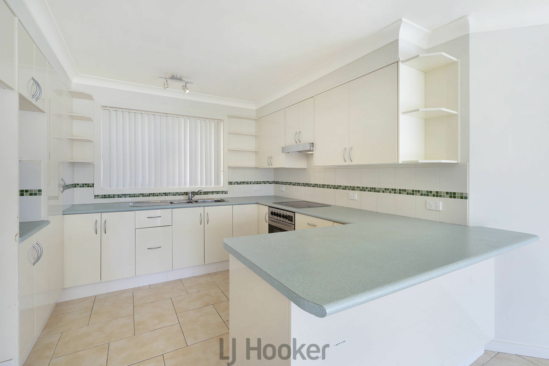 11A Reserve Road — photo 6 of 23